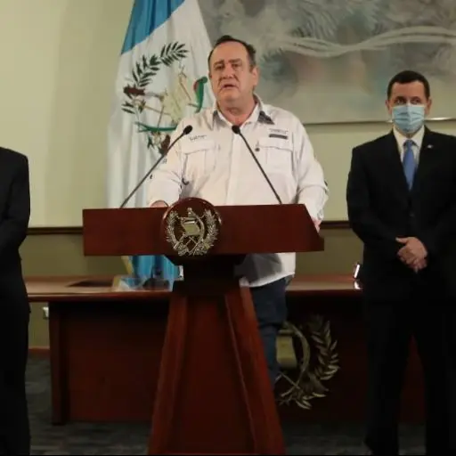 Presidente indica que sistema bancario otorgará diferimiento de cuotas de créditos adquiridos