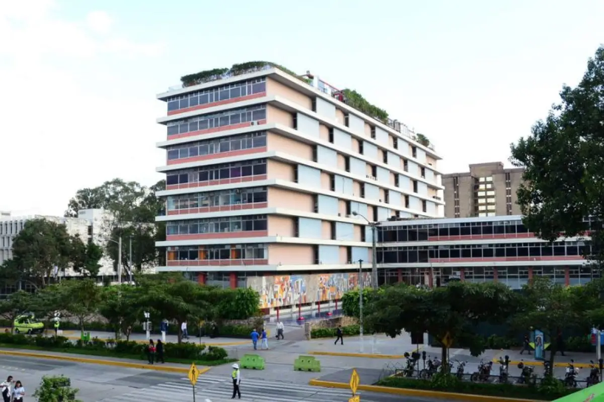 IGSS inicia traslado gradual a hotel de pacientes asintomáticos de coronavirus, 