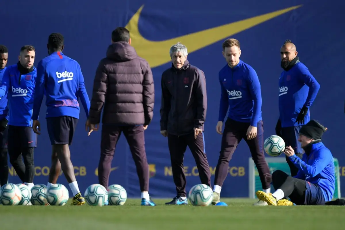 Jugadores del Barcelona en un entreno. Foto: AFP