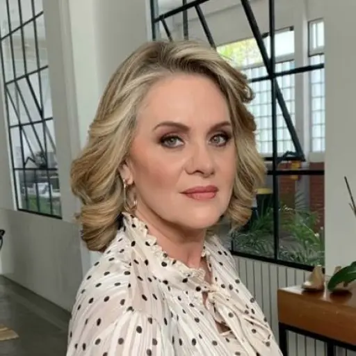 Erika Buenfil ,