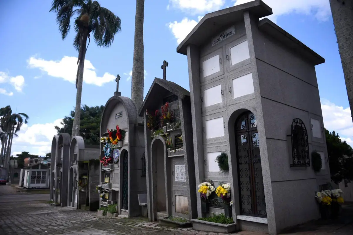 Cementerio día de la madre Emisoras Unidas Guatemala, 