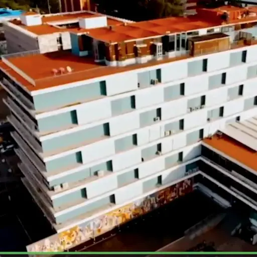 Presidente del IGSS forma en que atienden a enfermos COVID-19 en clínica de zona 9 ,