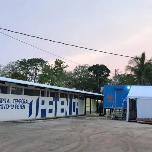 Inacif habilita laboratorio móvil para pruebas de COVID-19 en Petén