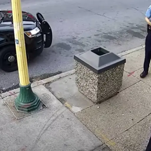 VIDEO | Residente se une para pedir justicia por muerte de afroamericano a manos de un policía 