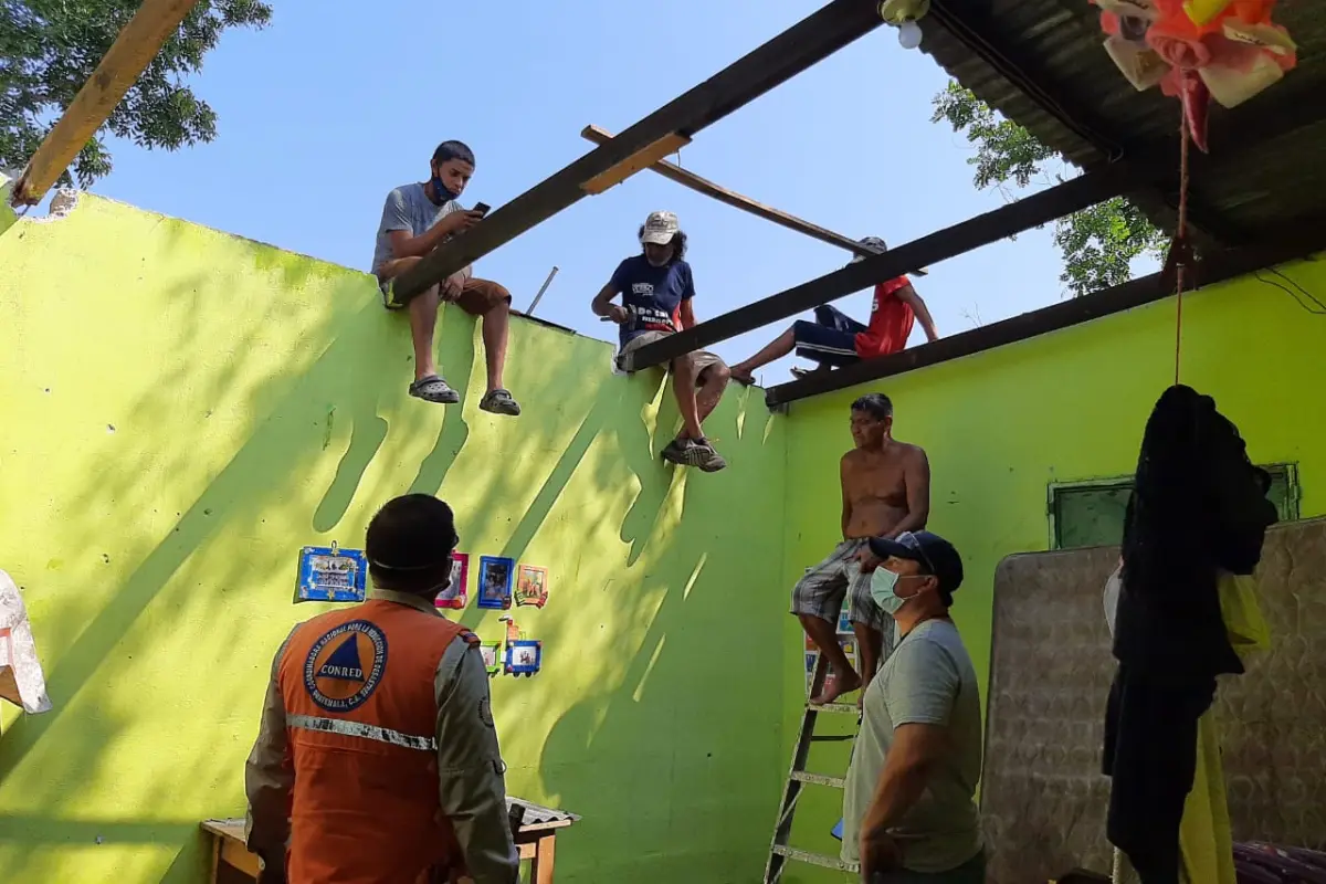 Las lluvias del fin de semana dejaron 1,700 personas afectadas