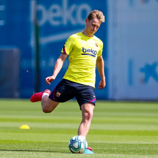 Frenkie-de-Jong-Entrenamientos-Barcelona ,