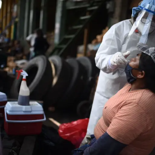 hisopados en la terminal guatemala ministerio de salud coronavirus13 ,