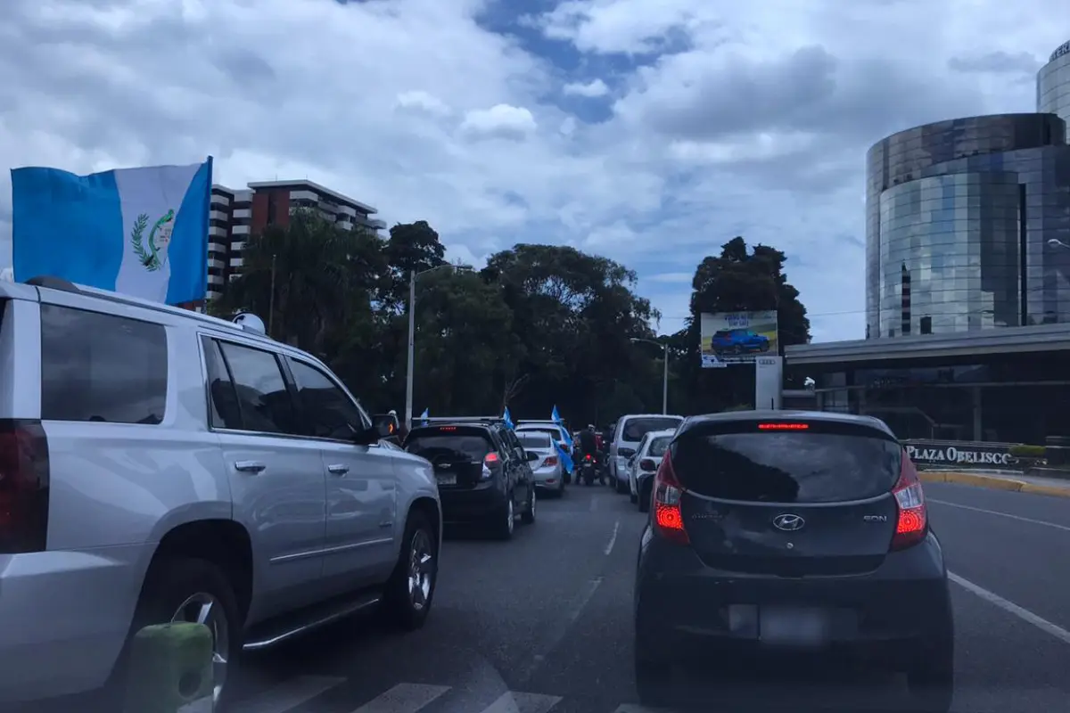 Manifestación contra contingencia por el COVID-19 Emisoras Unidas Guatemala, 