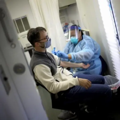 Tratamiento con dexametasona da esperanza en el combate al COVID-19