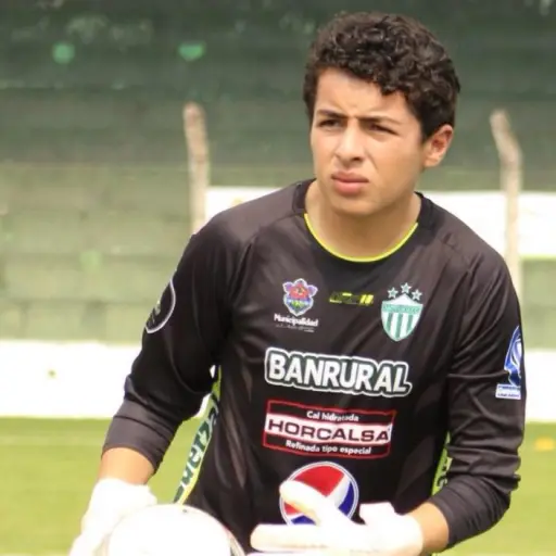 Diego Navas, guardameta nacional jugará en el futbol español ,