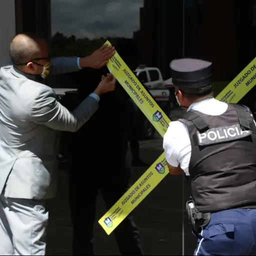 cierre-fiesta-clandestina ,