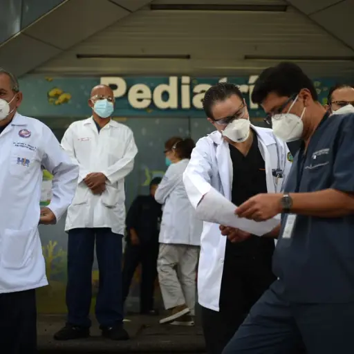 hospital roosevelt atencion coronavirus edwin bercian5 ,