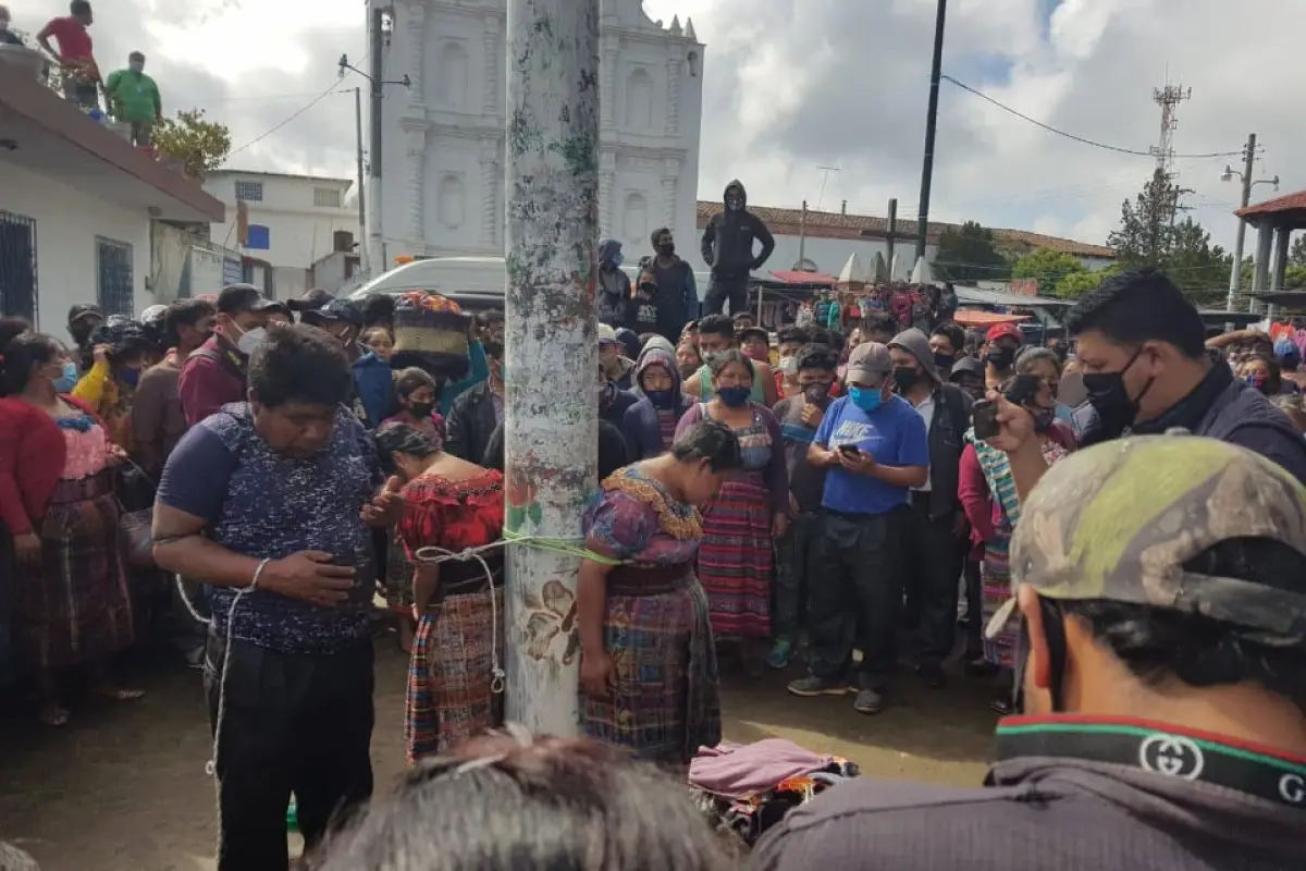 aplican castigo maya San Pedro Jocopilas Quiché Emisoras Unidas Guatemala, 