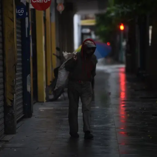 situación de calle Emisoras Unidas Guatemala ,