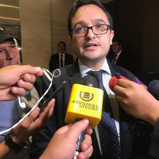 Juan Francisco Sandoval ,