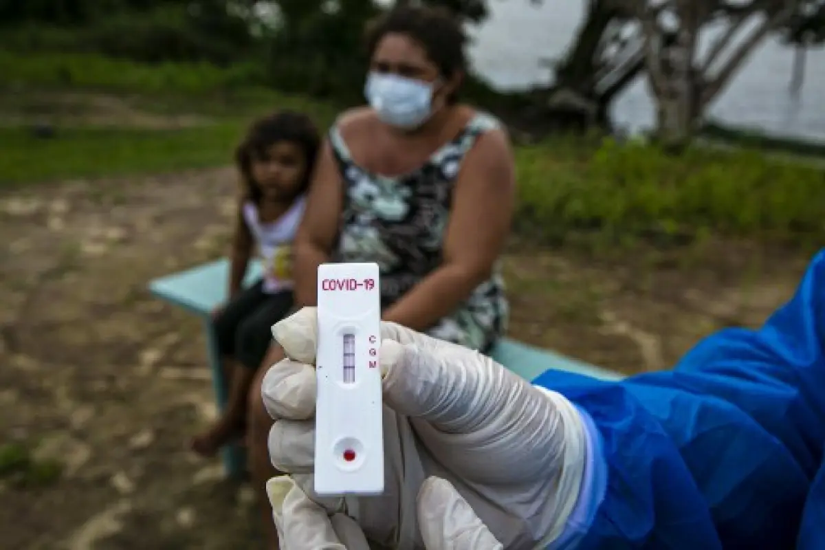 Vacuna para covid-19 de Oxford será testada en Brasil