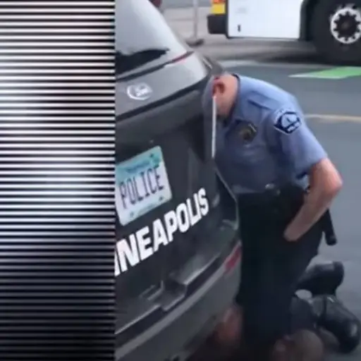 George Floyd murió por 