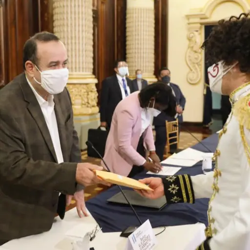 Giammattei-circo-economía ,