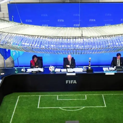 La FIFA dio a conocer los cambios, tras una reunión virtual de su Consejo. 