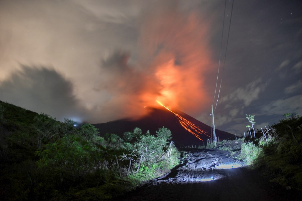 GUATEMALA-VOLCANO-PACAYA | 