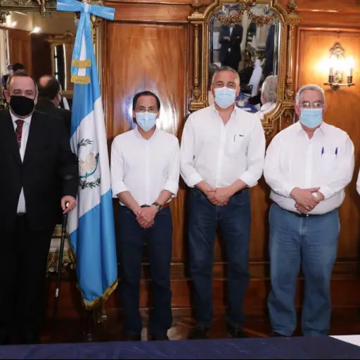 Giammattei agradece a Hugo Monroy Emisoras Unidas Guatemala ,