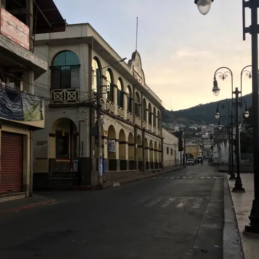 toque de queda en Guatemala por coronavirus Emisoras Unidas ,