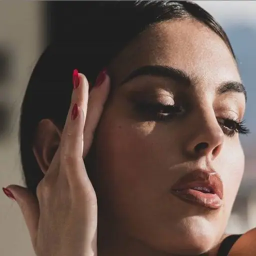 georgina-rodriguez-salvaje-atuendo-animal-print-emisoras-unidas- ,