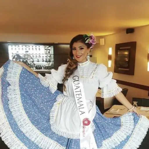 María Jose Larranaga 2 ,