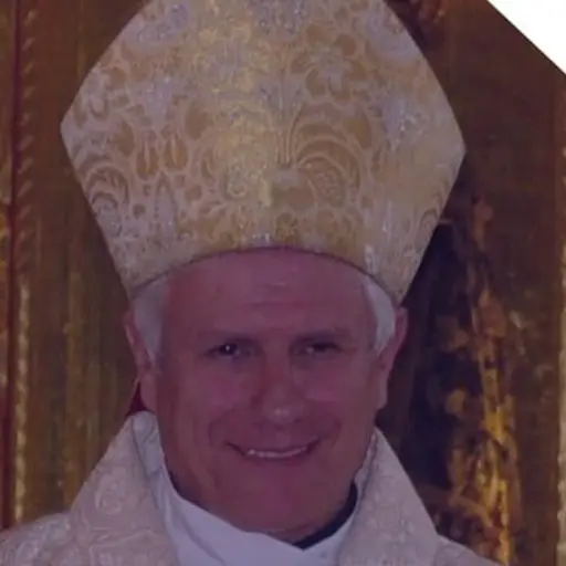 arzobispo-gonzalo-de-villa-emisoras-unidas ,