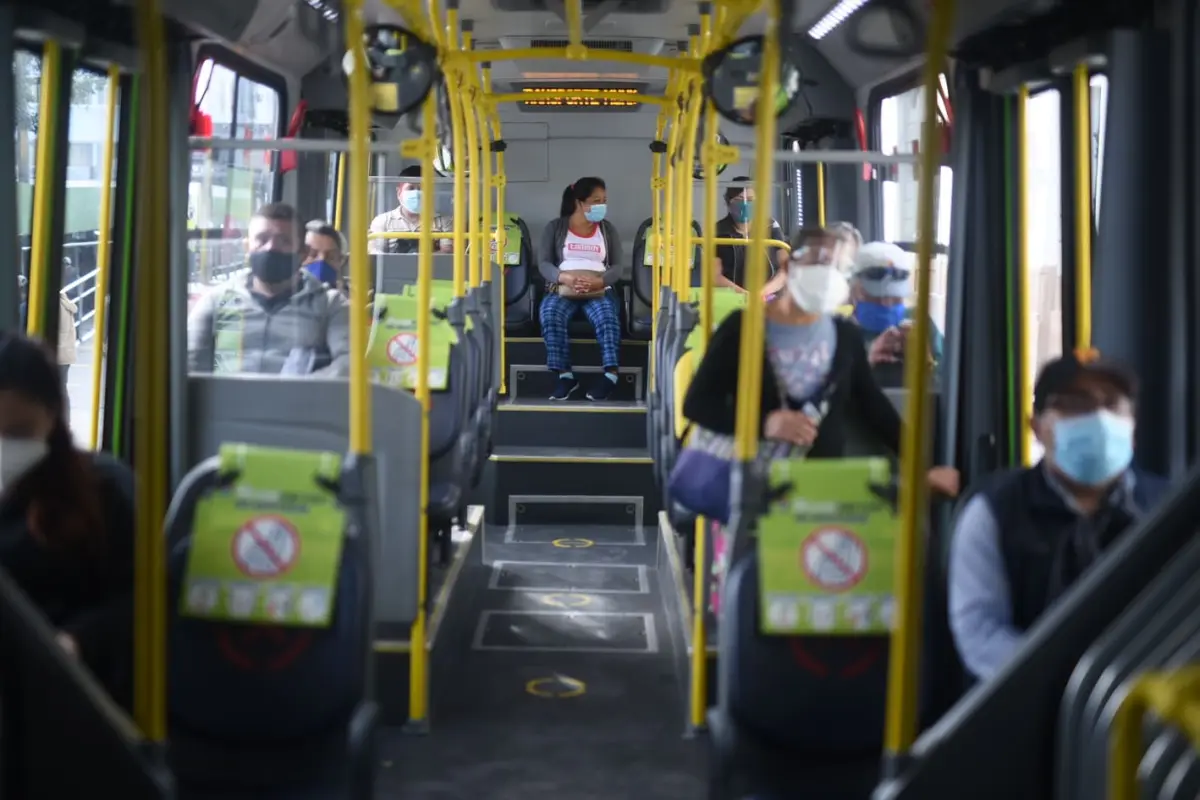 Transmetro inicia servicio. Foto: Edwin Bercián 