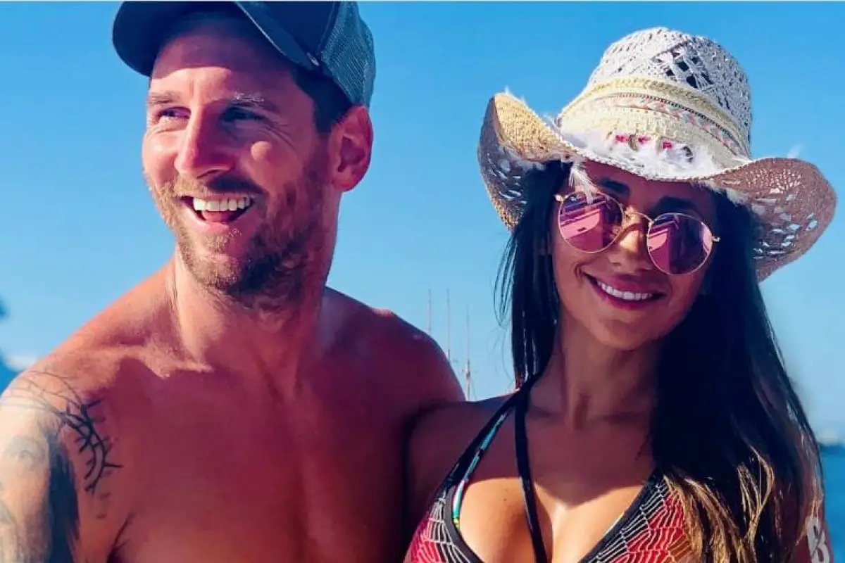 antonela-roccuzzo-en-sexy-bikini-con-lionel-messi-en-vacaciones-emisoras-unidas-9, 