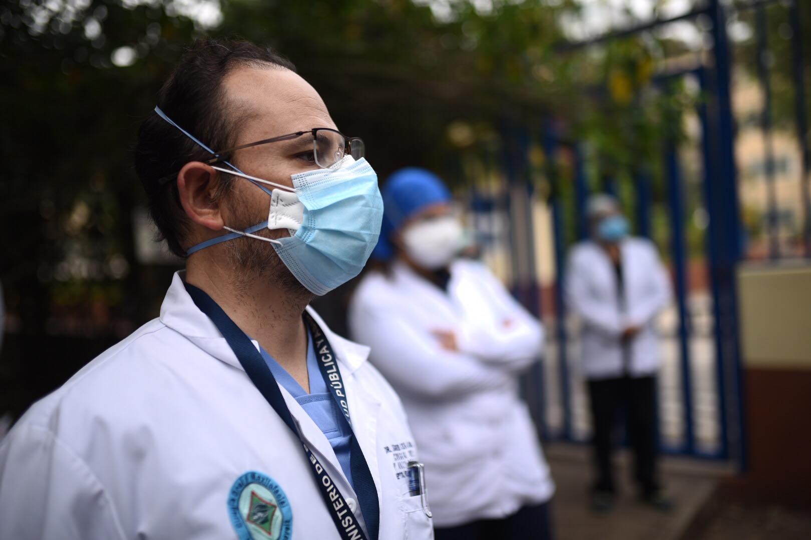 medicos-hospital-roosevelt-audiencia-presidente-ministra-emisoras-unidas3 | 