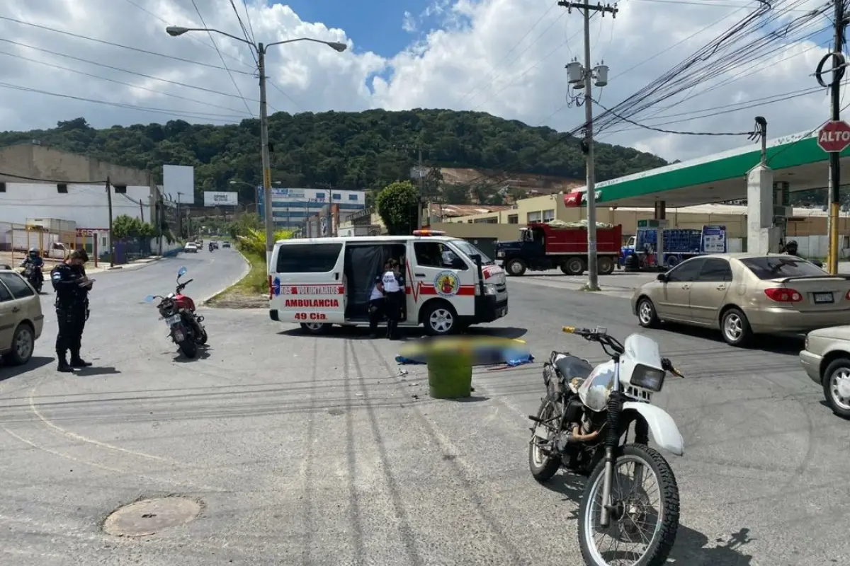 Motorista fallecido en bulevar El Naranjo.