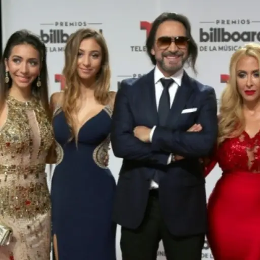 Marla Solís hija de Marco Antonio Solís El Buki
