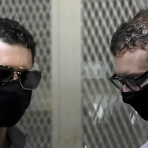 Parlacen hermanos Martinelli ,