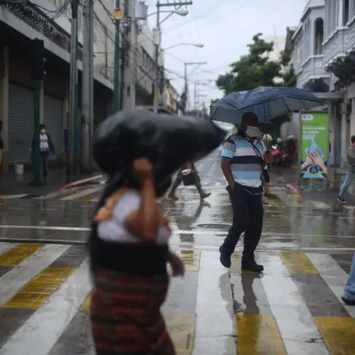 Lluvia en Guatemala. Foto: Edwin Bercián