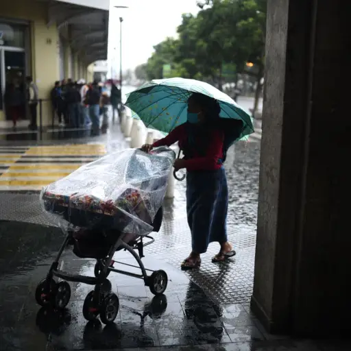 Lluvia en Guatemala. Foto: Edwin Bercián