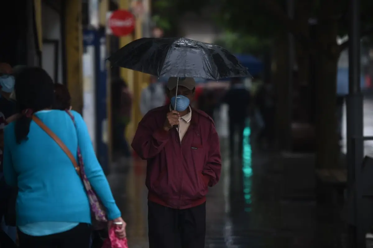 Lluvia en Guatemala. Foto: Edwin Bercián