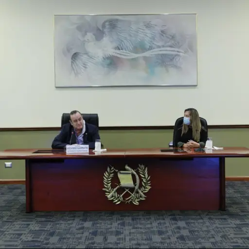 Giammattei-reunión-alcaldes ,