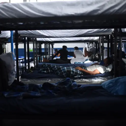 Guatemaltecos permanecen en un albergue para migrantes retornados. Foto: Edwin Bercián/EU