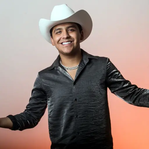 Christian Nodal ,