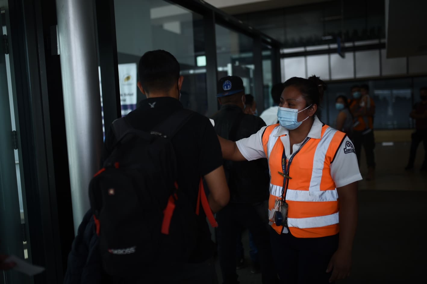 aeropuerto-internacional-la-aurora-protocolo-covid-19-emisoras-unidas15 | 