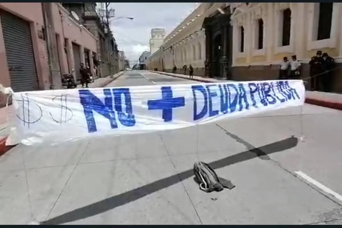 manifestacion-usac-congreso-emisoras-unidas, 