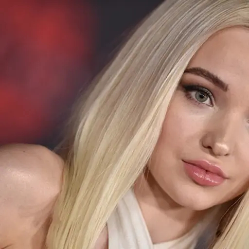 Dove Cameron