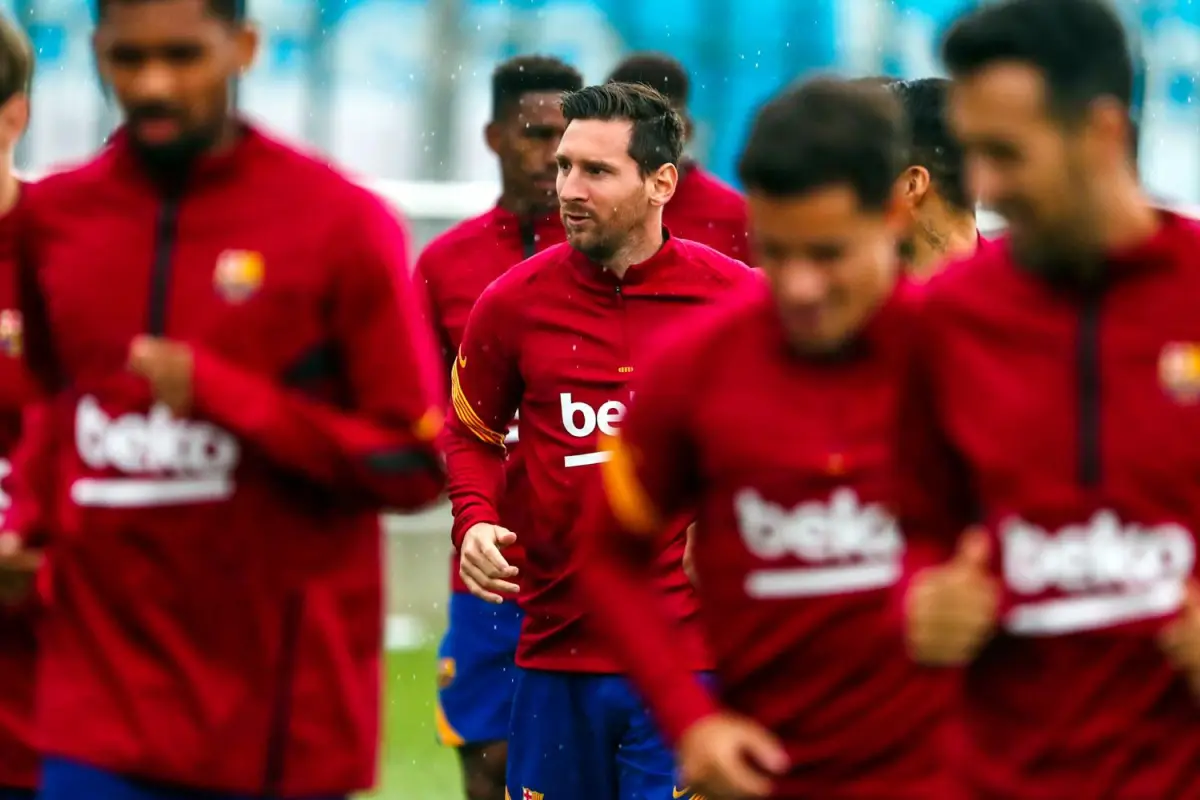 Messi-Entrena-Resto-Compañeros, 