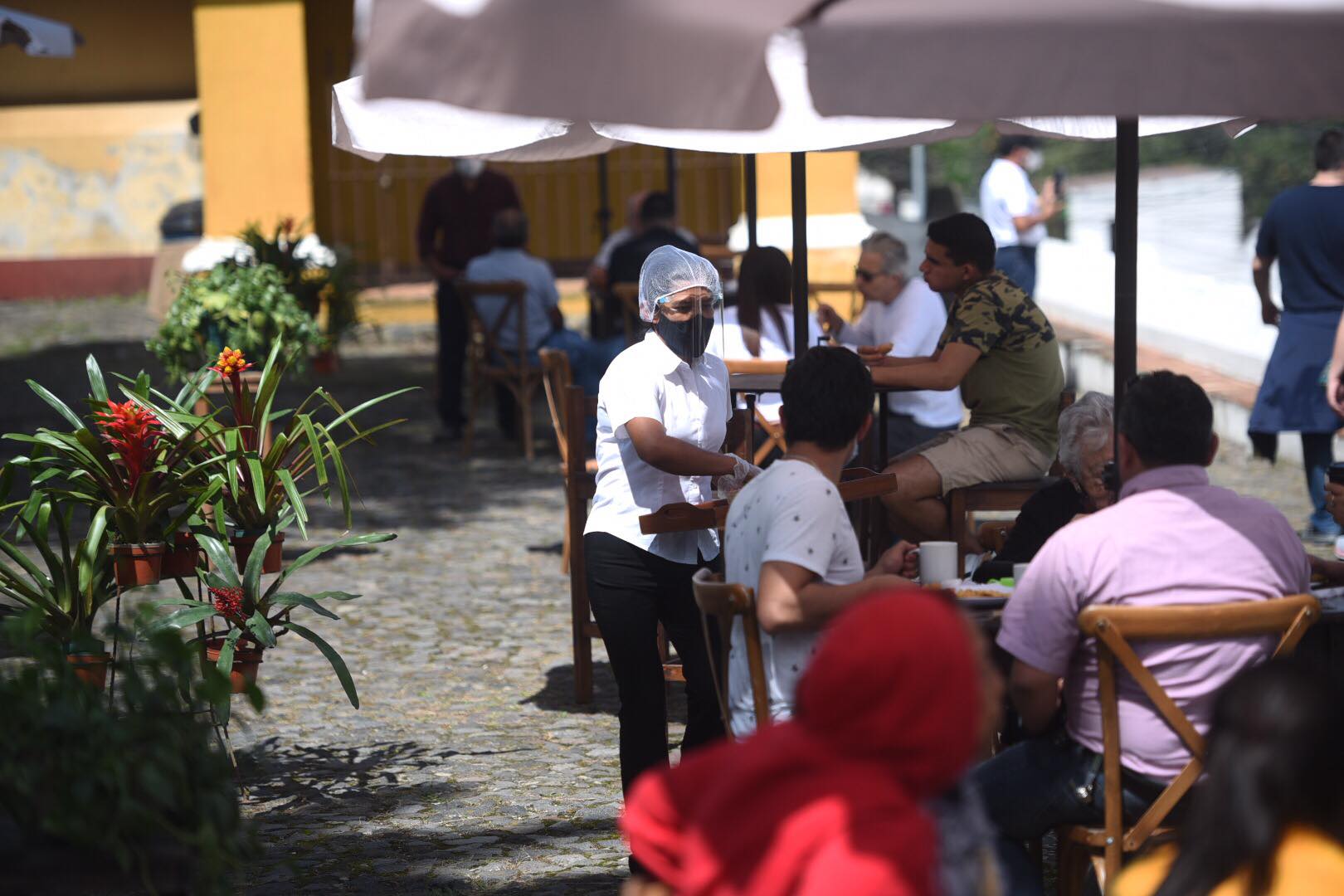 corredor-gastronomico-san-juan-del-obispo-antigua-guatemala-emisoras-unidas20 | 