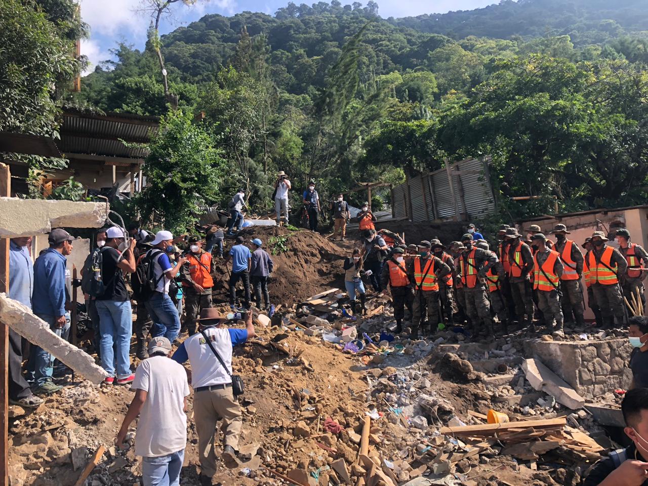 deslizamiento-san-marcos-la-laguna-emisoras-unidas13 | 