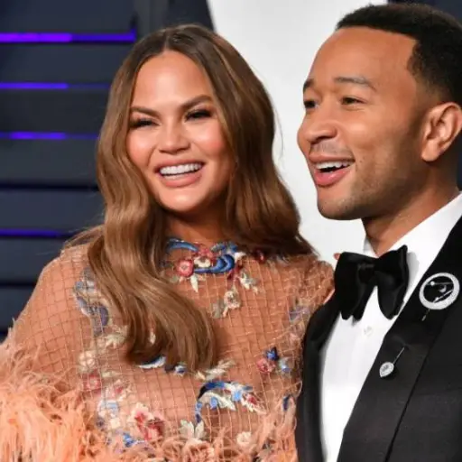Chrissy Teigen y John Legend