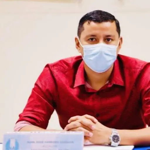 jj-paredes-anuncia-que-tiene-covid-19-emisoras-unidas- ,