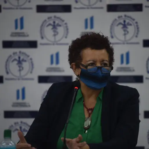 Amelia Flores, ministra de Salud.